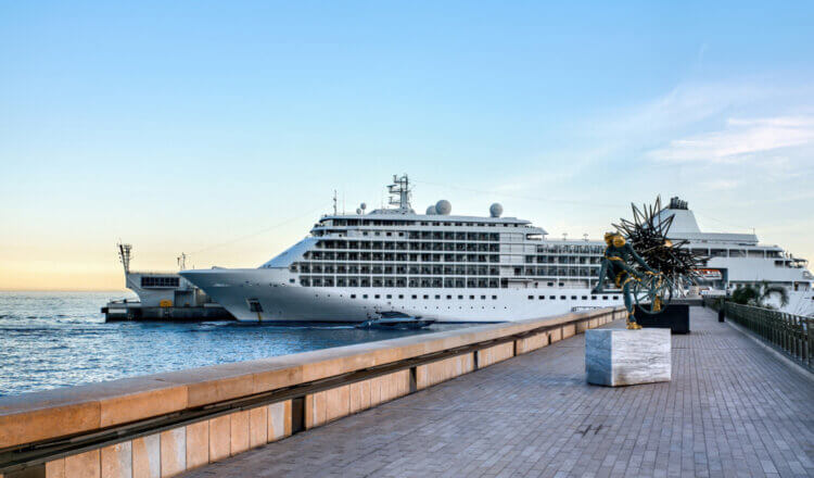 navire croisière